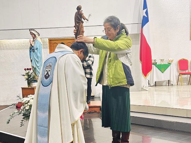 Con imposición de la Virgen celebramos a Nuestra Señora de la Paz