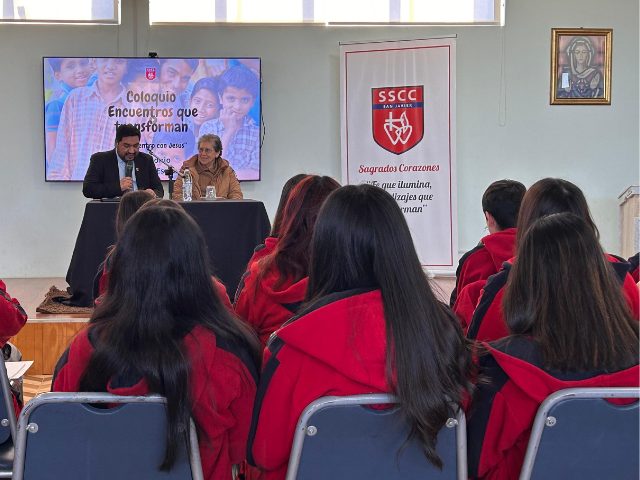 Estudiantes viven encuentro transformador a través de testimonio de fe