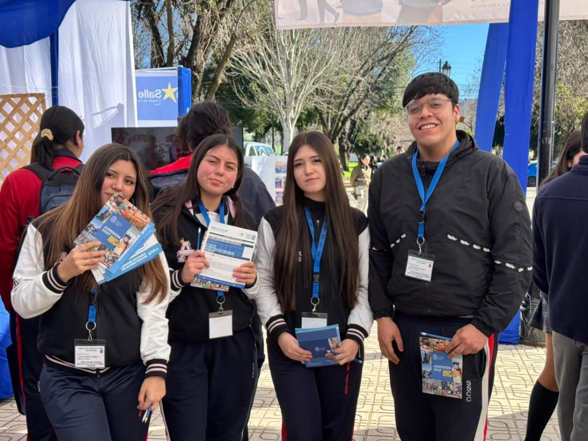 Estudiantes de IV Medio asisten a Feria Vocacional Lasallista de Talca