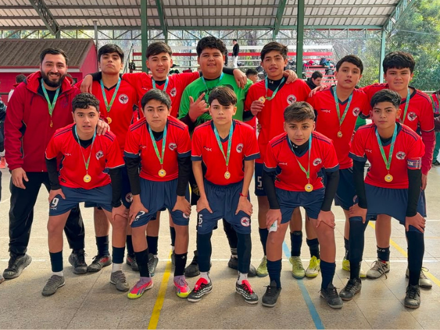Estudiantes SS.CC. destacan en los Juegos Deportivos Escolares