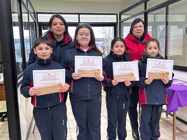 Reconocemos a los estudiantes destacados en convivencia
